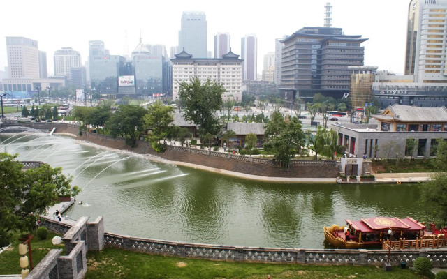 Xi’An Dajing Castle Hotel