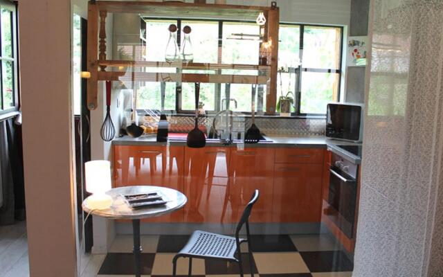 Quaint Holiday Home in Saint-Quirin with hot tub, nice view