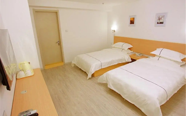 Northeast Pearl Hotel (Dalian Ansheng branch)