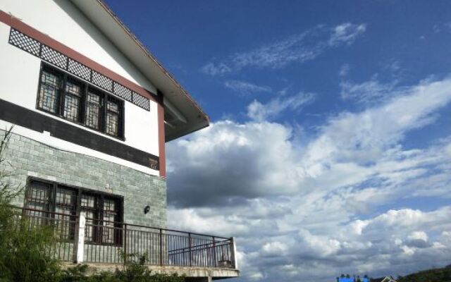 Shuiyunge Hotel (Huangguoshu Waterfall Scenic Area)