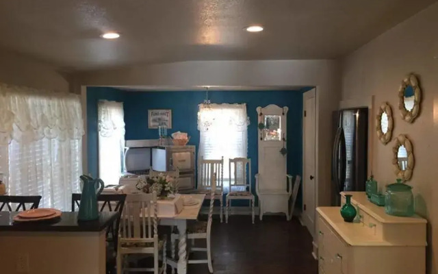 Bridget's Bed & Breakfast