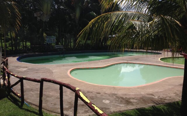 Aqua Vista Farm Resort
