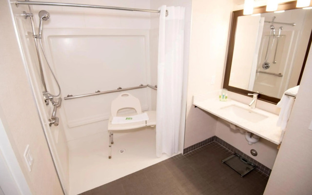 Holiday Inn Hotel & Suites Red Deer South by IHG
