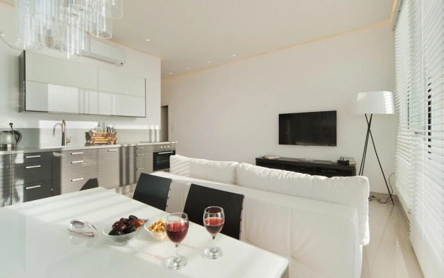 Sunset Panorama Apartment by Sea N' Rent