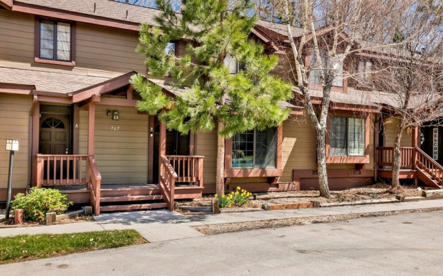 Woodland Retreat #2548