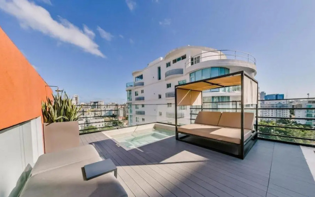 Regatta Living Hotel By Mint