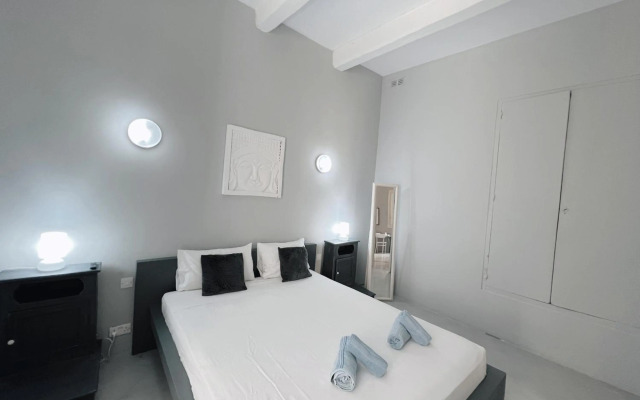 Valletta Life - 1BR Apartment