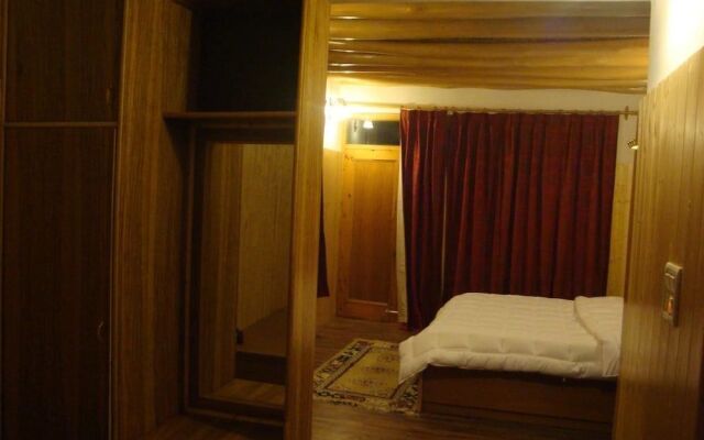 Radhu's Boutique Inn