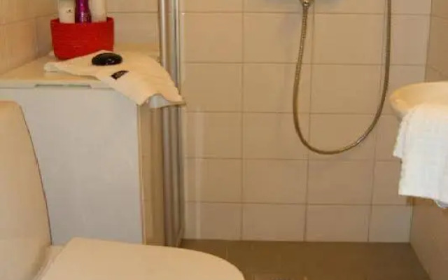 Essexhome Apartments