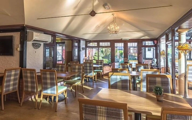 The Stanwick Hotel