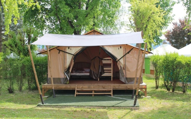 Camping de La Sole Lodge