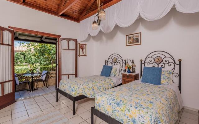Garden Village Hotel