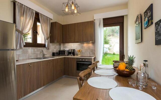 Family villa, Fantastic views, Private pool, Free laptop 3