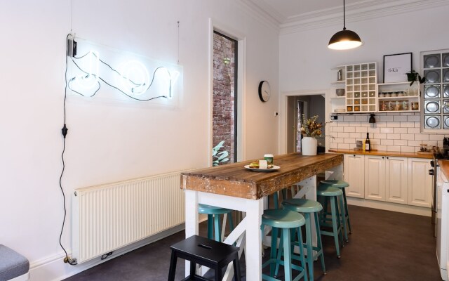 ADDERLEY A Striking 1880s Remodeled Victorian