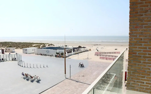 Apartment in Nieuwpoort With sea View