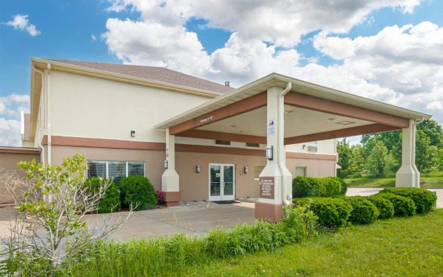 Best Western Teal Lake Inn