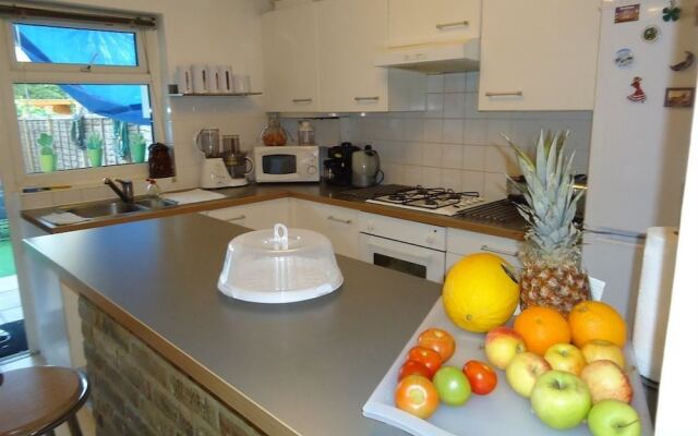 Leslie Road Accommodation