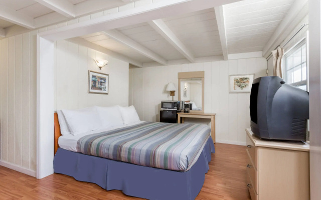 Travelodge by Wyndham Fairfield/Napa Valley
