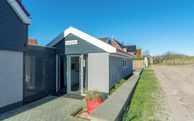 Beach House 't Koepeltje Near Dunes
