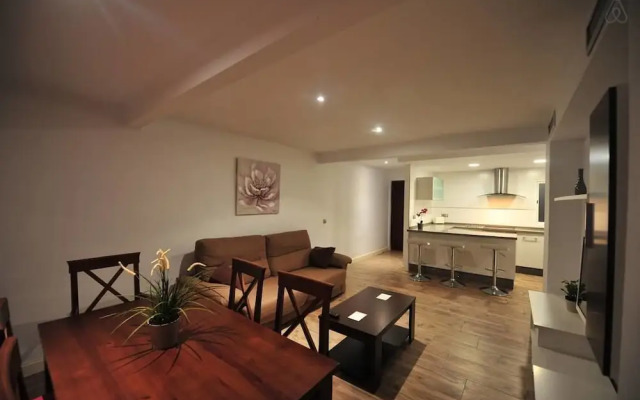 Avenida entre Estadio y Victoria