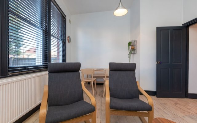 Serene and Spacious 1 Bedroom Garden Flat in Clapton
