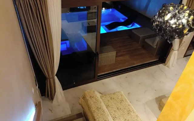 The Diamond of Kriaritsi private pools