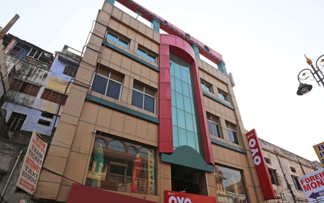 Hotel Sahu Near Kashi Vishwanath Temple Gate