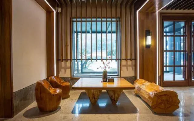 Rest with Cloud Hotels & Resorts