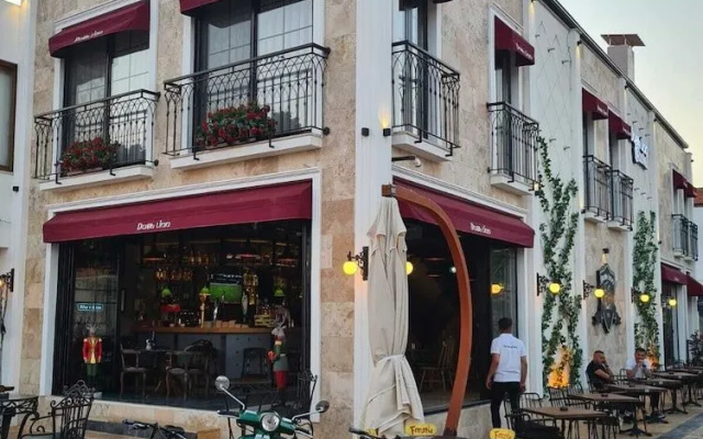Dubh Linn Hotel