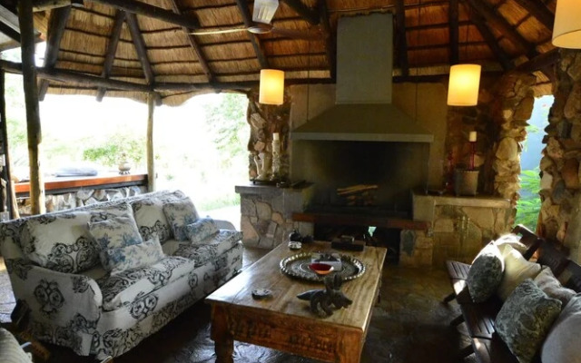Mhangela Lodge