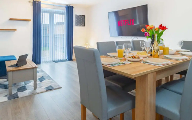 Last Minute Discount 4BR Westlake Accommodation