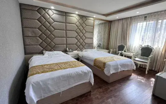 Yueshangchen Boutique Hotel