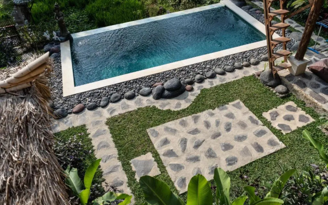 Bali Bamboo Jungle Huts And Hostel