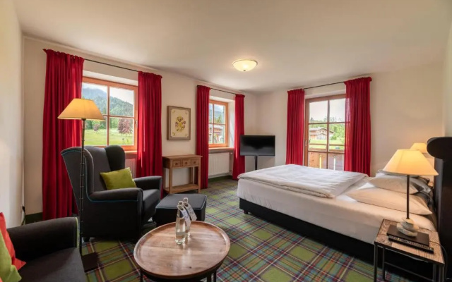 Relais & Châteaux Gut Steinbach Hotel und Chalets