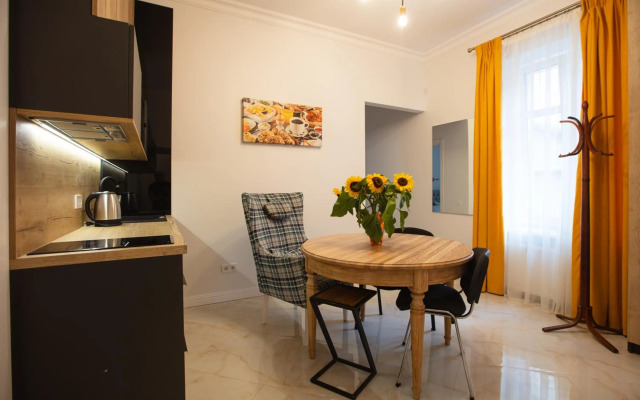 Friends House- сучасні апартаменти в центрі Львова