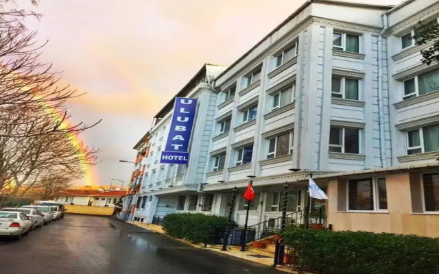 Ulubat Castle Hotel