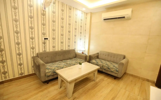 Hotel Lavit Couple Friendly near Faridabad Metro station