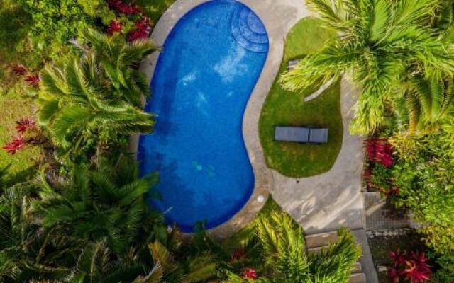 Ola Bonita BeachFront Apart Hotel