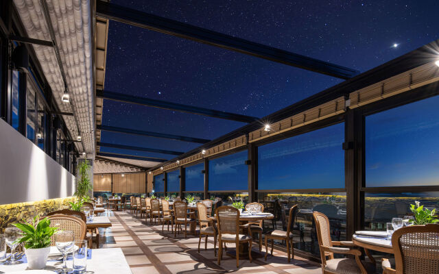 Anthemus Sea Beach Hotel & Spa