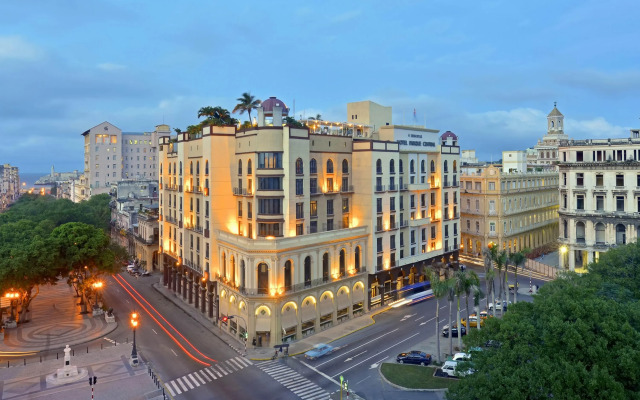 Iberostar Parque Central