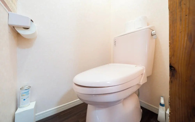 Plat House Shinjuku 202