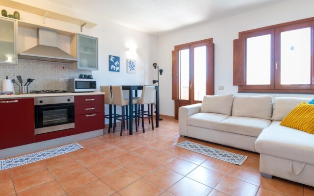 Su Pasiu in Cabras With 1 Bedrooms and 1 Bathrooms