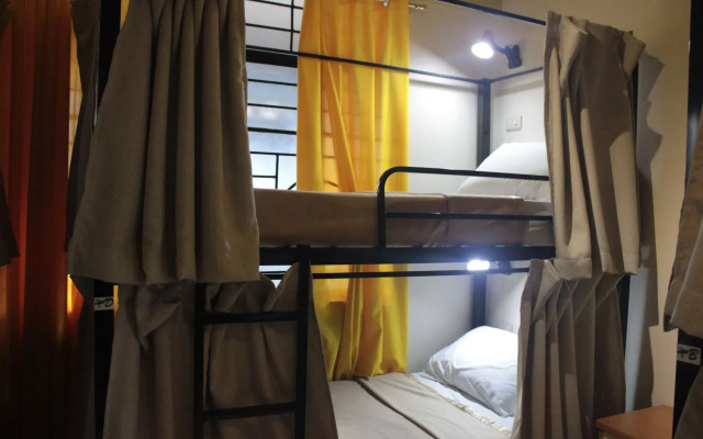 ZEN Hostel Panay Ave. QC