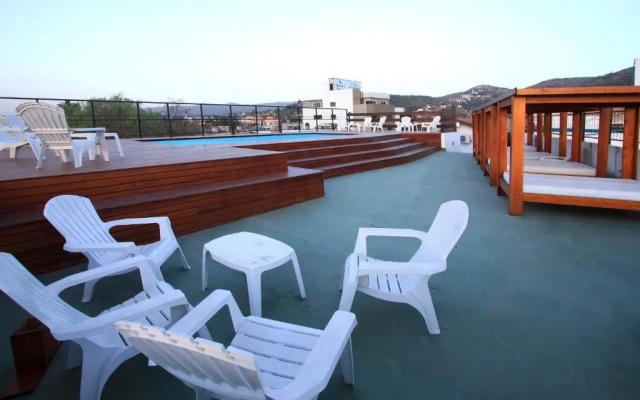 Hotel Sierralago Avenida