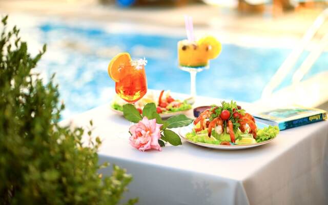 Marbella Beach Hotel