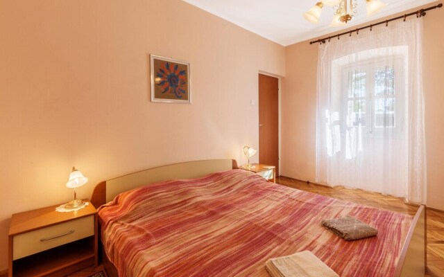 Stunning Home in Labin With 2 Bedrooms