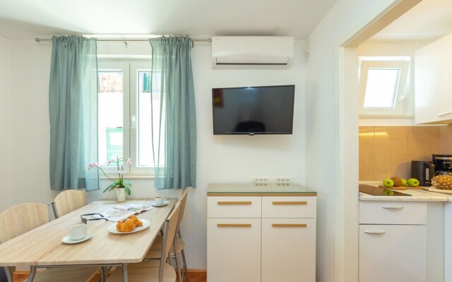 Apartment Colette