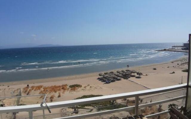 Apartment Michalis by the Sea