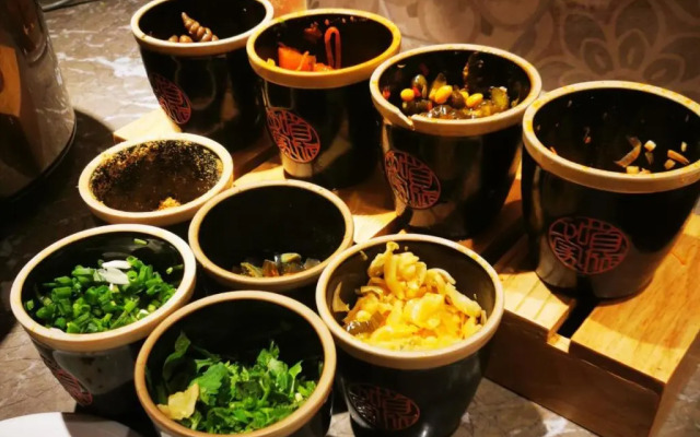 Yitel Premium (Shanghai Wujiaochang Metro Station)