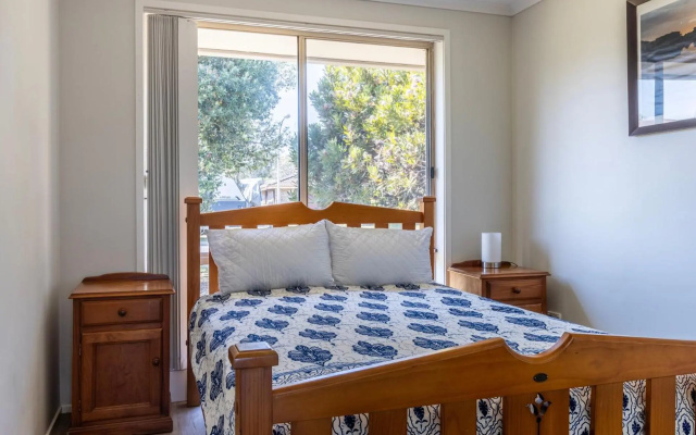 Seabreeze on Ibis – Guest Rooms – Sussex Inlet